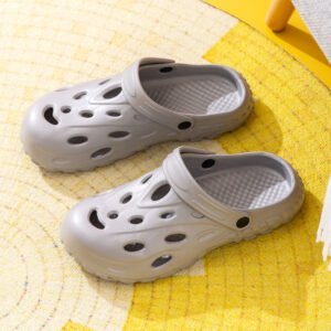 Holes Sandals D2511